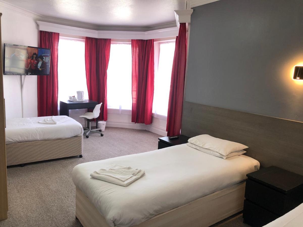 Capital One Hotel بورنماوث المظهر الخارجي الصورة