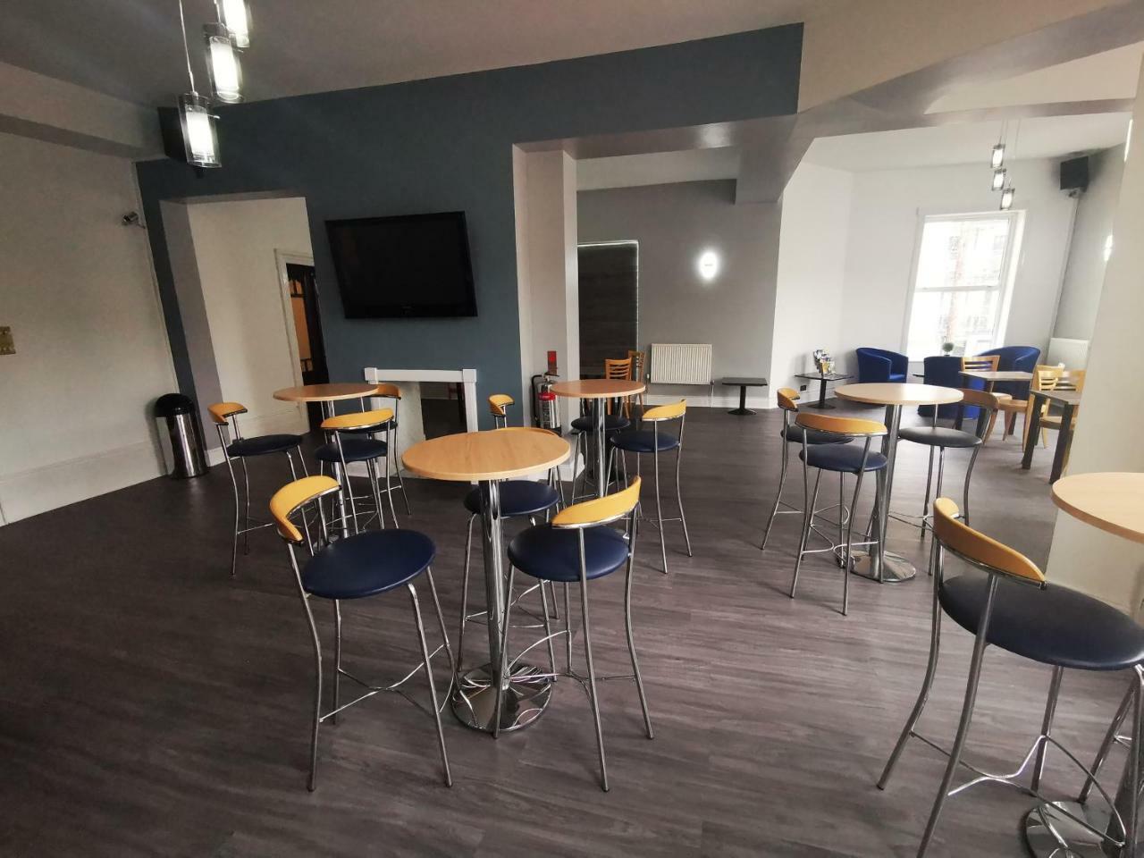 Capital One Hotel بورنماوث المظهر الخارجي الصورة